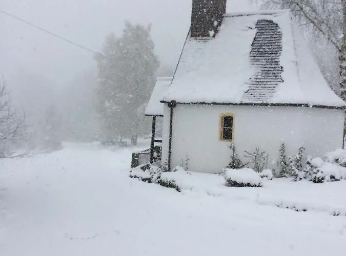 Gut Eschlsaign شقة *